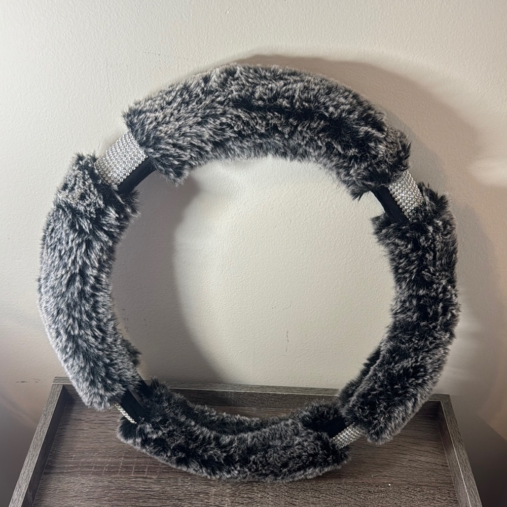Faux Fur Steering Wheel Cover